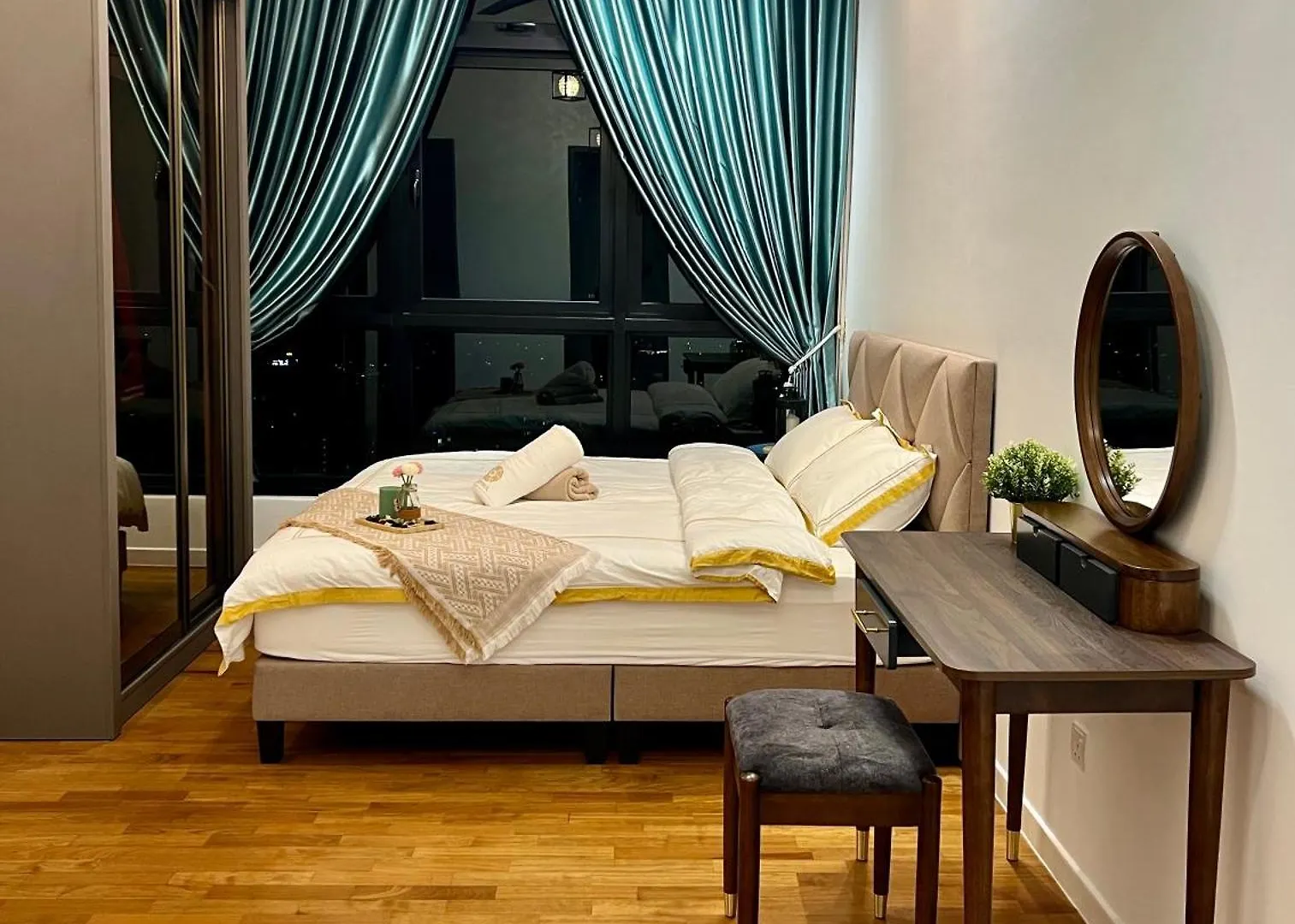 2R2B Rumah Gading,Paradigm Mall Johor Bahru Malaysia